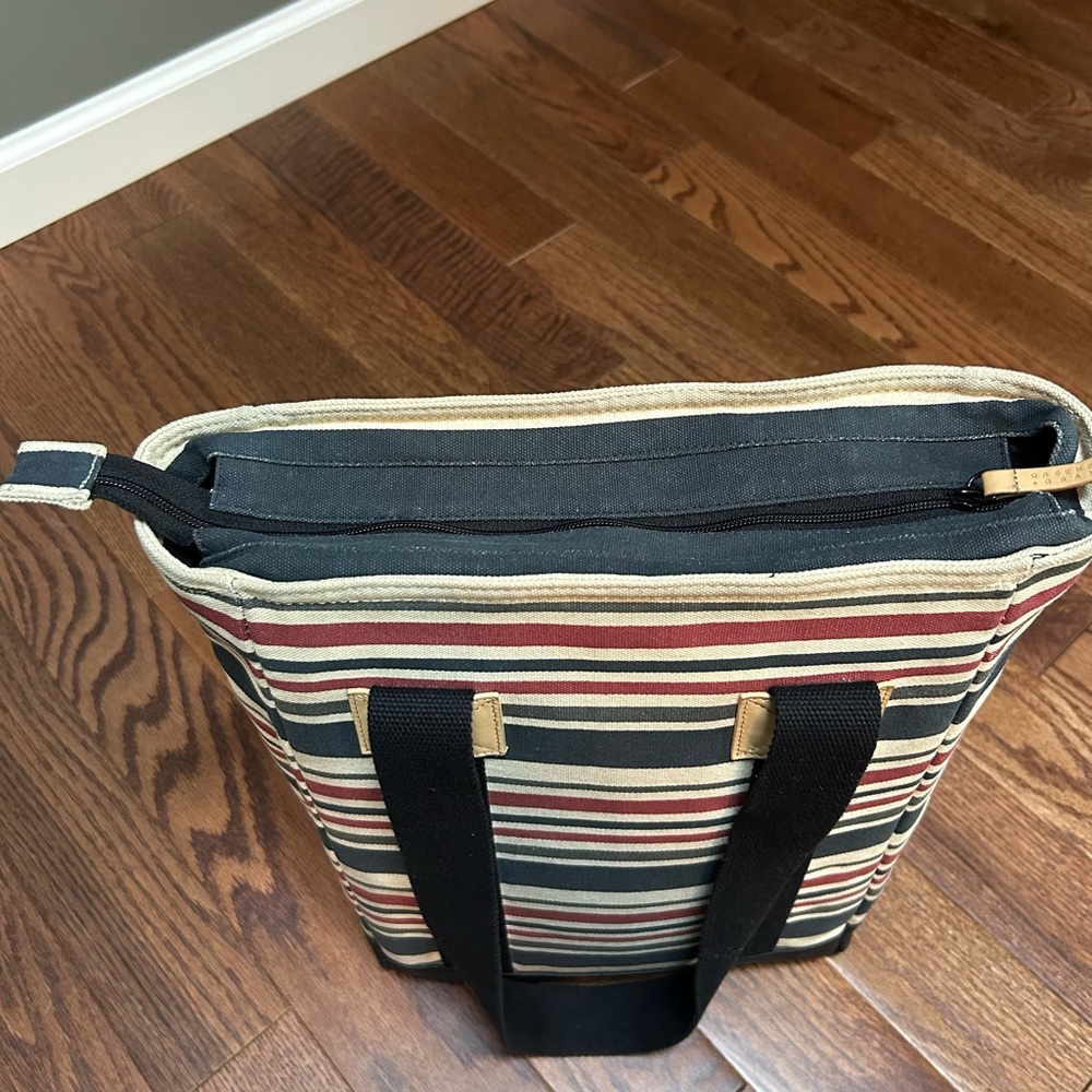 Greene + Gray - Stripe Tote for 13" MacBook Pro or Tablet - Picture 6 of 11